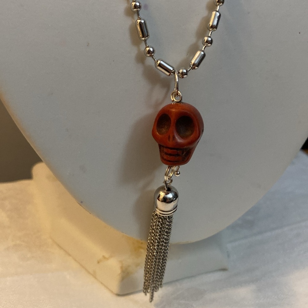 Skull & tassel necklace NEW